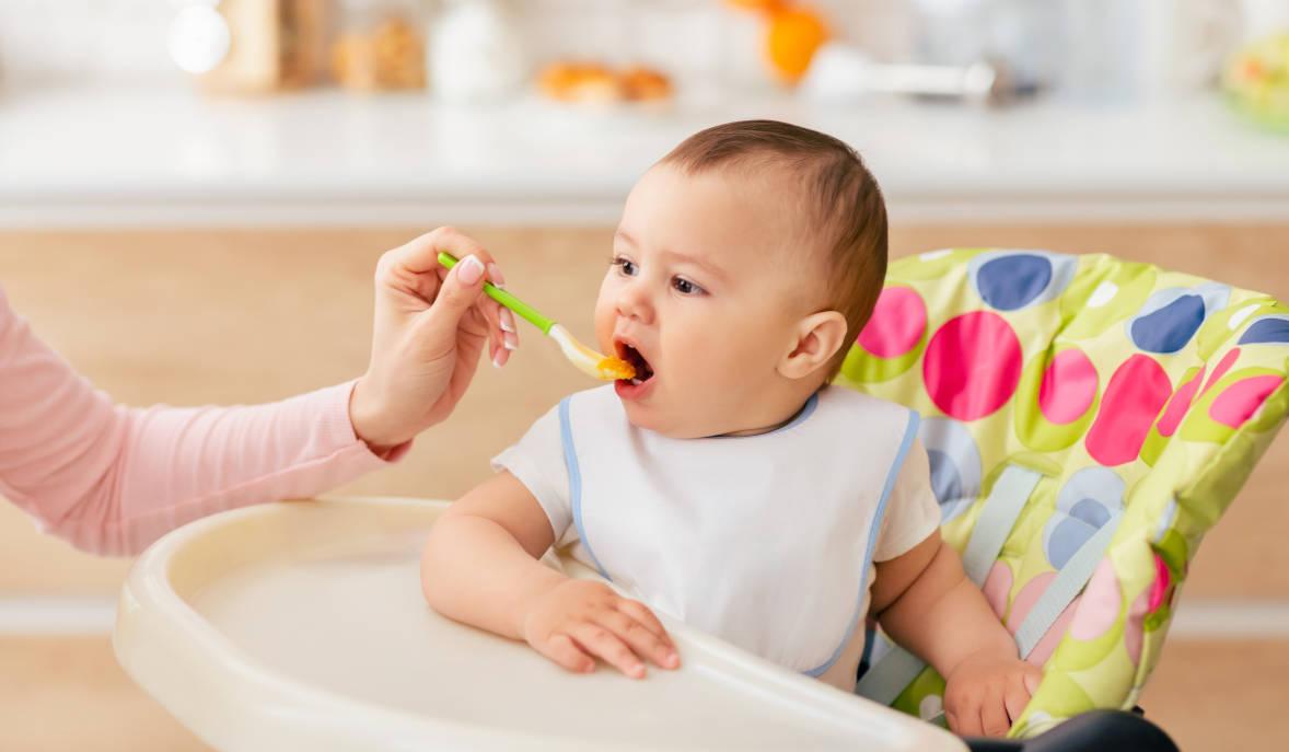 10 Tips Agar Bayi Mau Makan Menu MPASI Buatan Mums