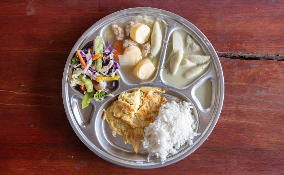 Makan Siang Sehat di Sekolah Terbukti Perbaiki Gizi Anak