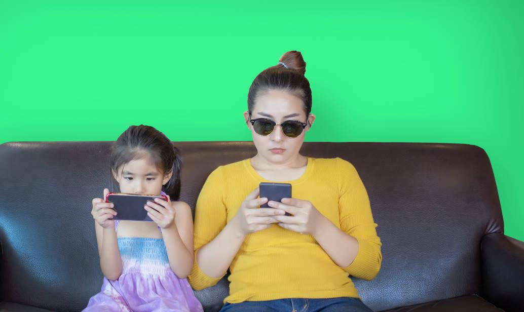 Apa Itu Screen Time dan Cara Menguranginya pada Anak