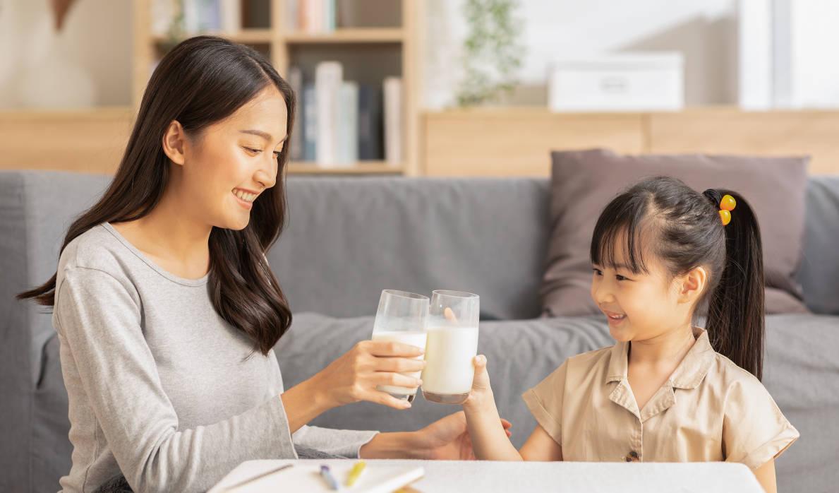 Penelitian Menemukan, Anak yang Sarapan dengan Susu Lebih Tercukupi Mikronutrisinya